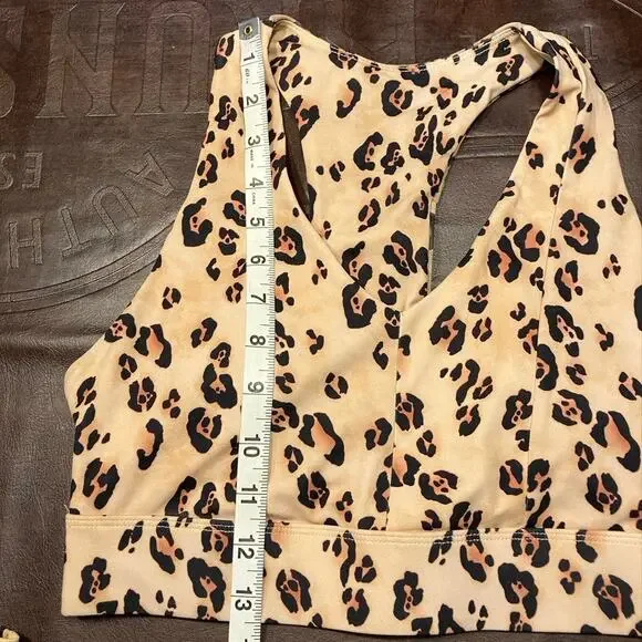 Fabletics Pump Two Piece Set Desert Leopard Womens Small New Active Athleisure - Picture 13 of 16